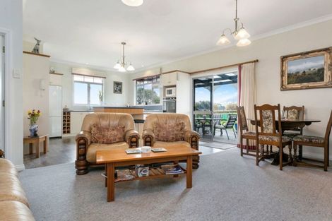 Photo of property in 586 Fencourt Road, Cambridge, 3493