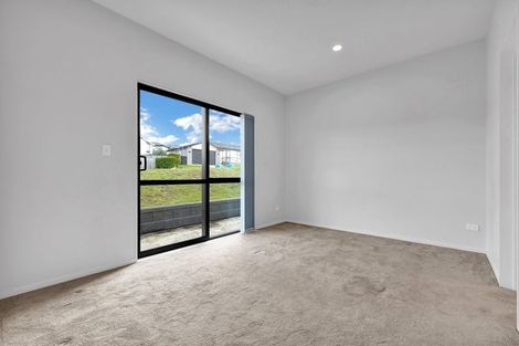 Photo of property in 2 Bellenden Crescent, Pokeno, 2402