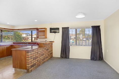 Photo of property in 21 Cedar Drive, Paraparaumu Beach, Paraparaumu, 5032