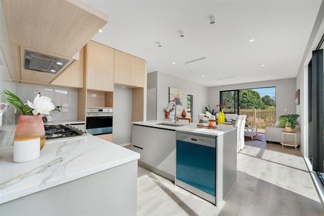 Photo of property in 34 Whakairo Crescent, Gulf Harbour, Whangaparaoa, 0930