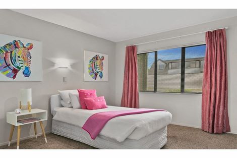 Photo of property in 2/77 Harvey Street, Waipahihi, Taupo, 3330