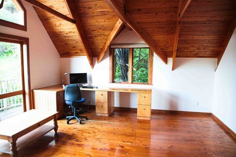 Photo of property in 122 Lone Kauri Road, Karekare, New Lynn, 0772