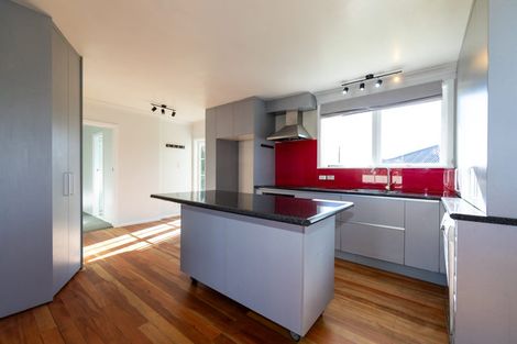 Photo of property in 1 Elliott Crescent, Havelock North, 4130