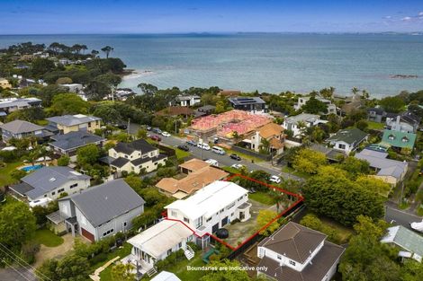 Photo of property in 2/949 Beach Road, Torbay, Auckland, 0630