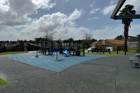 Photo of property in 13 Blueridge Close, Sunnyvale, Auckland, 0612