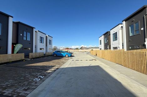 Photo of property in 26/21 Von Sturmer Street, Mangere East, Auckland, 2024