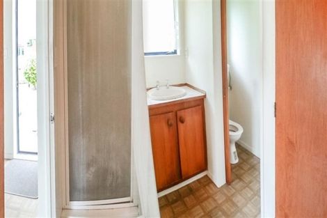 Photo of property in 55 Woodglen Road, Glen Eden, Auckland, 0602