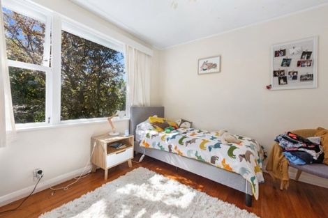 Photo of property in 1/45 Dowling Grove, Silverstream, Upper Hutt, 5019