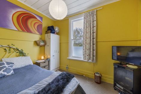 Photo of property in 96 Bridge Street, Eltham, 4322