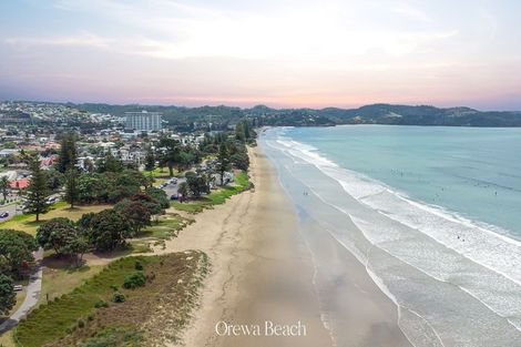 Photo of property in 42 Marellen Drive, Red Beach, 0932