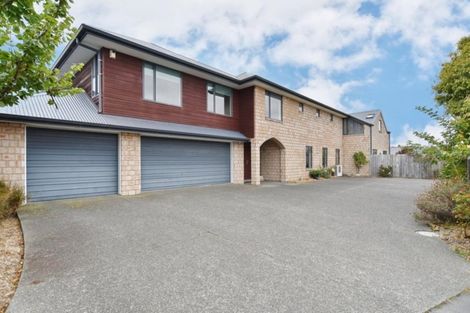 Photo of property in 8 Cunneen Place, Aidanfield, Christchurch, 8025