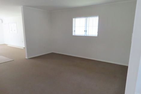 Photo of property in 40 Neeve Road, Taradale, Napier, 4112