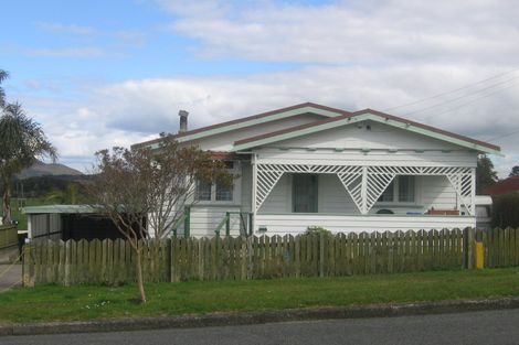 Photo of property in 9 Union Street, Hikurangi, 0114