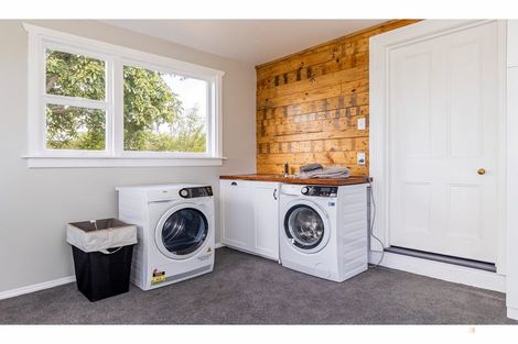 Photo of property in 43 Rhodes Street, Waimate, 7924