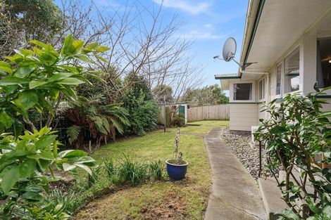 Photo of property in 30 Lupin Road, Otaki, 5512