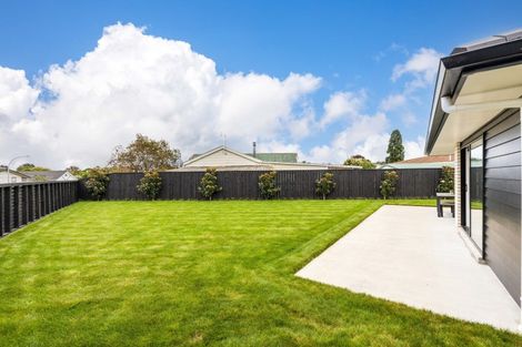 Photo of property in 26 Aratapu Street, Waitara, 4320