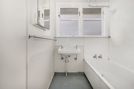 Photo of property in 47 Hinemoa Street, Levin, 5510