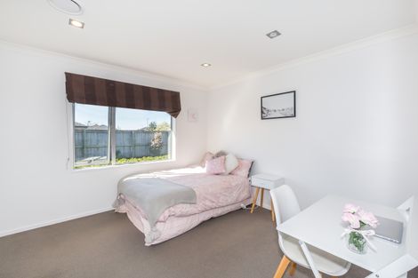 Photo of property in 26 Henley Close, Rolleston, 7614