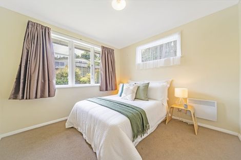 Photo of property in 10 Vista Crescent, Maoribank, Upper Hutt, 5018