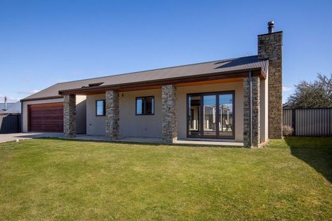 Photo of property in 10 Elizabeth Place, Clyde, 9330