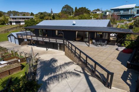 Photo of property in 308 Ongare Point Road, Tahawai, Katikati, 3170