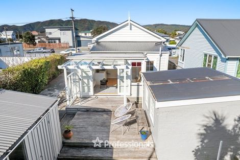 Photo of property in 17 William Street, Petone, Lower Hutt, 5012