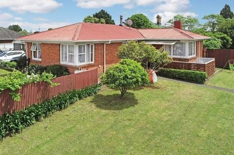 Photo of property in 3 Valentine Street, Papakura, 2110