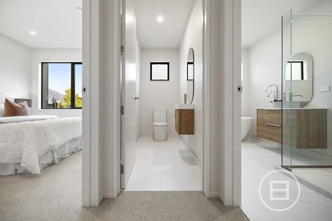 Photo of property in 22 Bale Road, Jacks Point, 9371