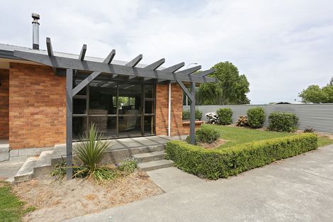 Photo of property in 109 Great North Road, Winton, 9720