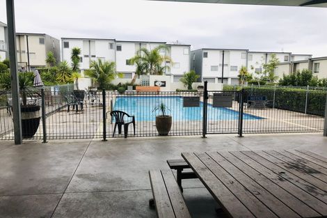 Photo of property in 29/7 Kelvin Hart Drive, East Tamaki, Auckland, 2013