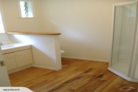 Photo of property in 1/15 Tavern Road, Silverdale, 0932