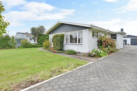 Photo of property in 84 East Belt, Rangiora, 7400