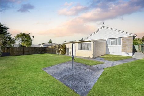 Photo of property in 32 Croall Crescent, St Andrews, Hamilton, 3200