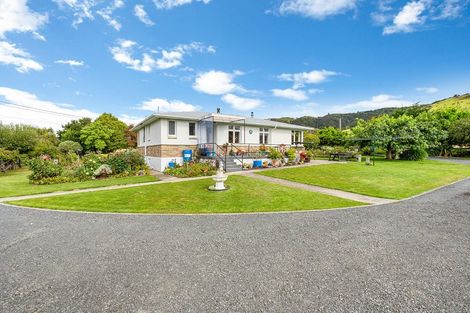 Photo of property in 40 Taioma Road, North Taieri, Mosgiel, 9092