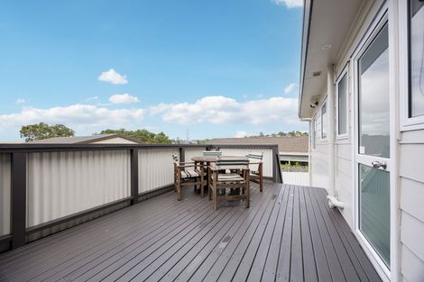 Photo of property in 55 Triangle Road, Massey, Auckland, 0614