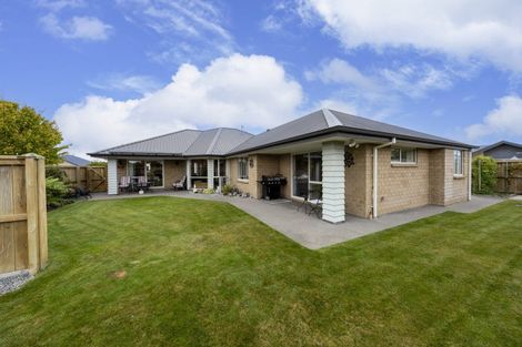 Photo of property in 15 Sutherland Drive, Kaiapoi, 7630