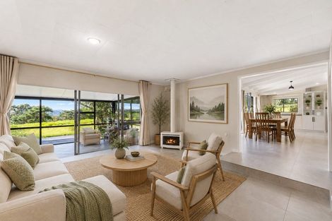 Photo of property in 87 Spur Road, Stillwater, Silverdale, 0993