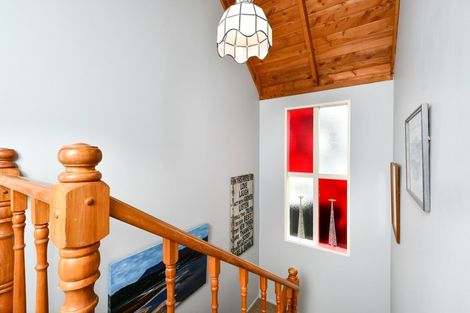 Photo of property in 164 Henderson Valley Road, Henderson, Auckland, 0612