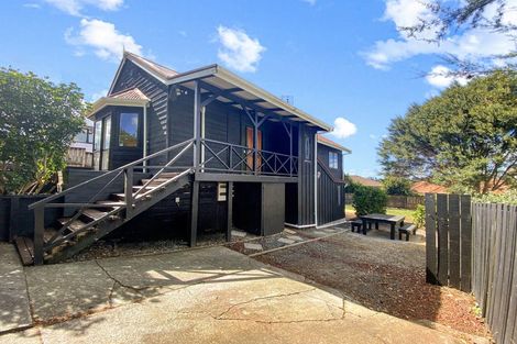 Photo of property in 19 Tahi Terrace, Glen Eden, Auckland, 0602