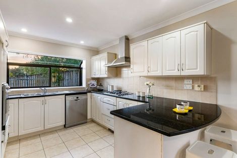 Photo of property in 7 Chieftain Rise, Goodwood Heights, Auckland, 2105