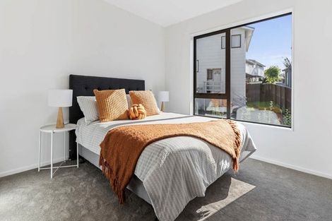 Photo of property in 1/38 Manuka Road, Glenfield, Auckland, 0629