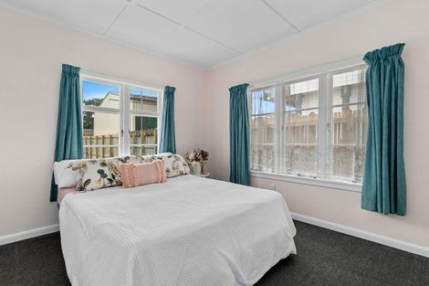 Photo of property in 24 Hikutaia Street, Te Aroha, 3320