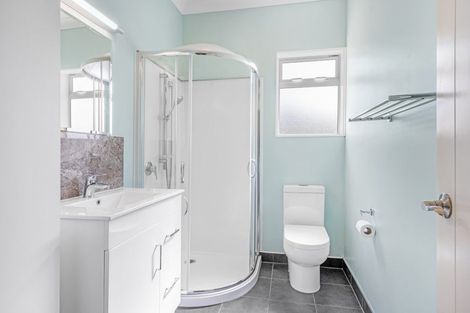 Photo of property in 137 Centaurus Road, Saint Martins, Christchurch, 8022