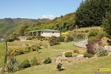 Photo of property in 18 Aston Road, Waikanae, 5391