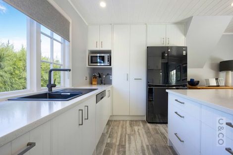 Photo of property in 11 Taupaki Road, Taupaki, 0782