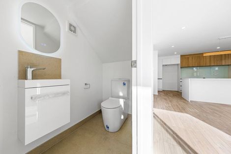 Photo of property in 89b Reeves Road, Pakuranga, Auckland, 2010