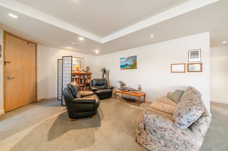 Photo of property in 6/308 Oriental Parade, Oriental Bay, Wellington, 6011