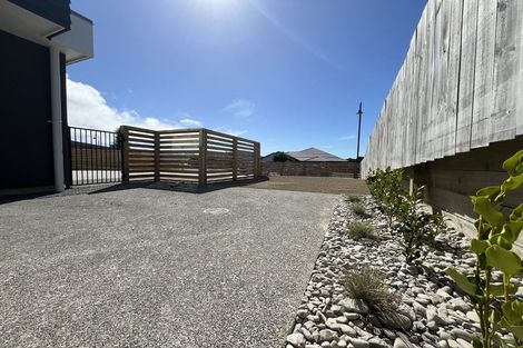 Photo of property in 21 Waitaria Terrace, Aotea, Porirua, 5024