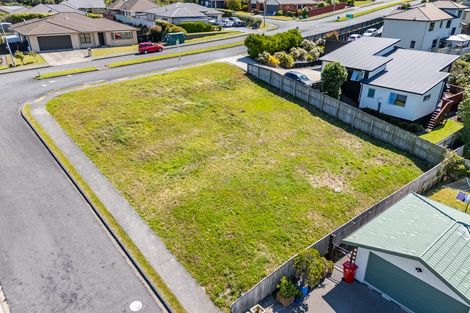 Photo of property in 113 Kirton Drive, Riverstone Terraces, Upper Hutt, 5018