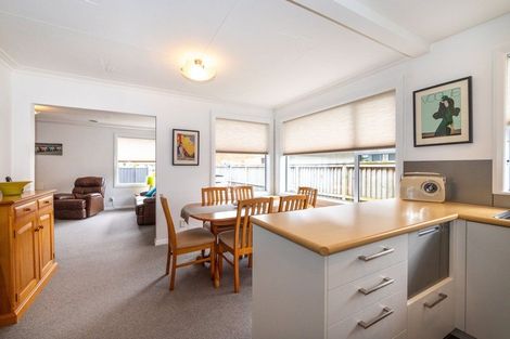 Photo of property in 141 Macandrew Road, South Dunedin, Dunedin, 9012